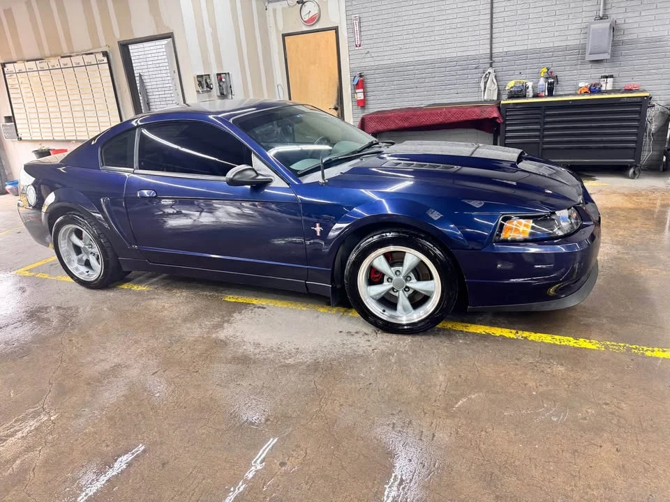 2001 Ford SN95 Mustang - Image 3 of 11