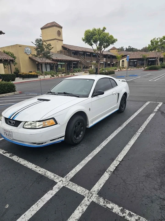 2001 Ford SN95 Mustang - Image 2 of 5