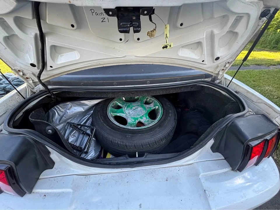2001 Ford SN95 Mustang - Image 8 of 17