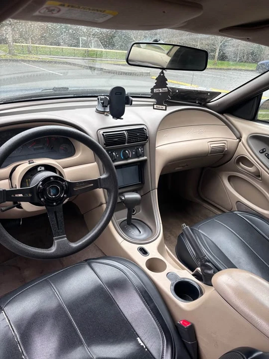2001 Ford SN95 Mustang - Image 11 of 17