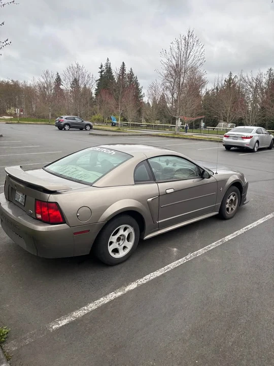 2001 Ford SN95 Mustang - Image 5 of 17