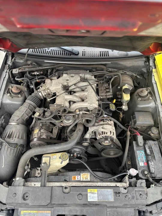 2001 Ford SN95 Mustang - Image 10 of 17