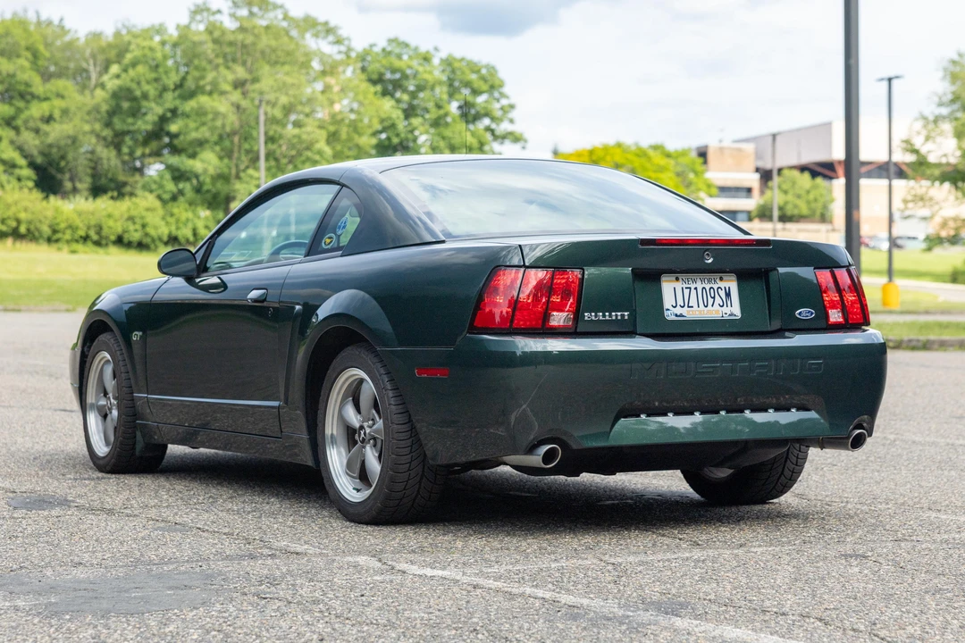 2001 Ford SN95 Mustang - Image 7 of 31
