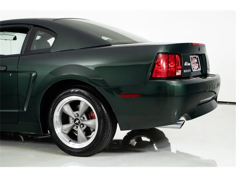 2001 Ford SN95 Mustang - Image 8 of 31