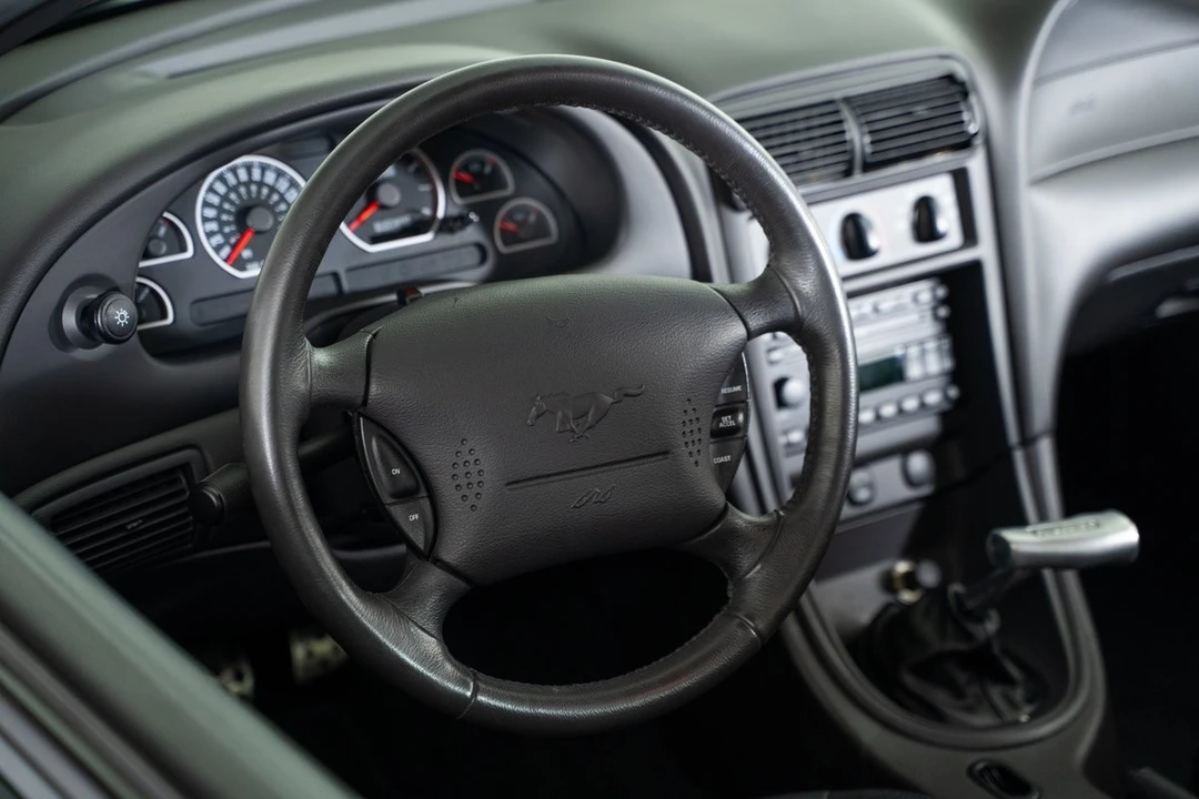 2001 Ford SN95 Mustang - Image 24 of 31