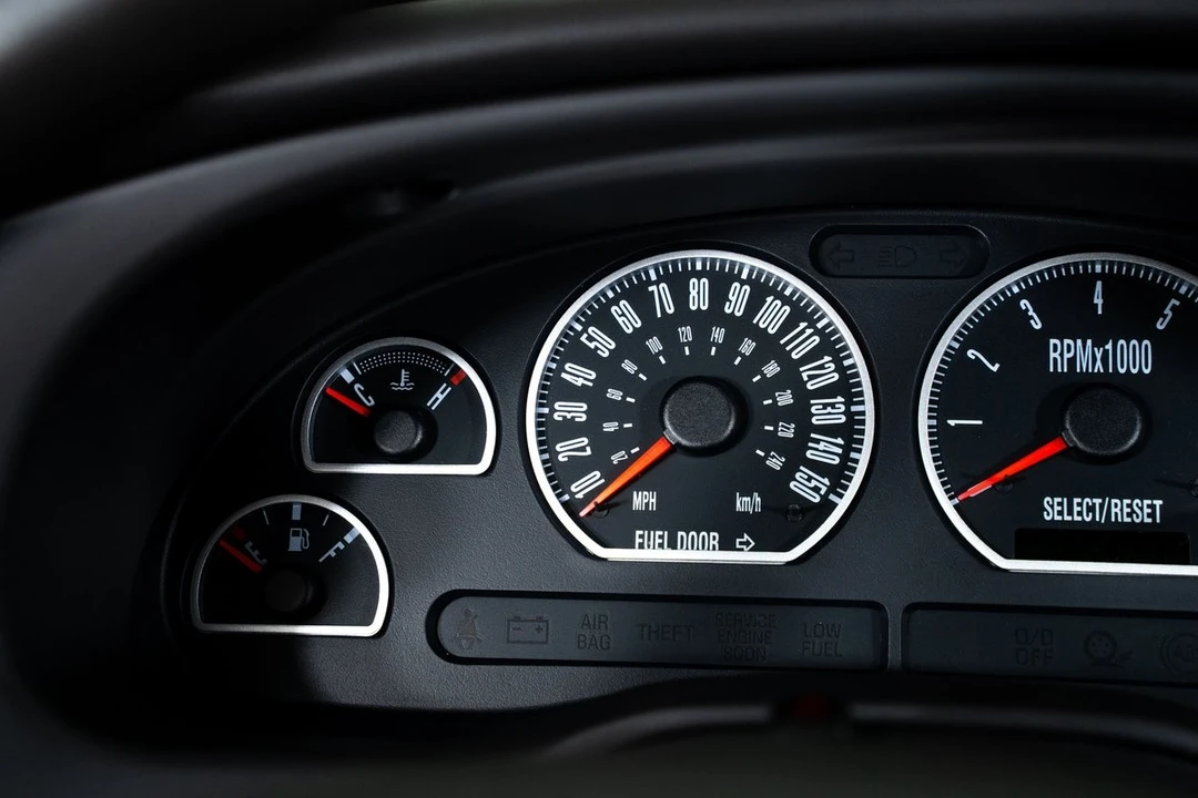 2001 Ford SN95 Mustang - Image 27 of 31