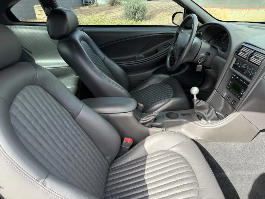 2001 Ford SN95 Mustang - Image 13 of 14