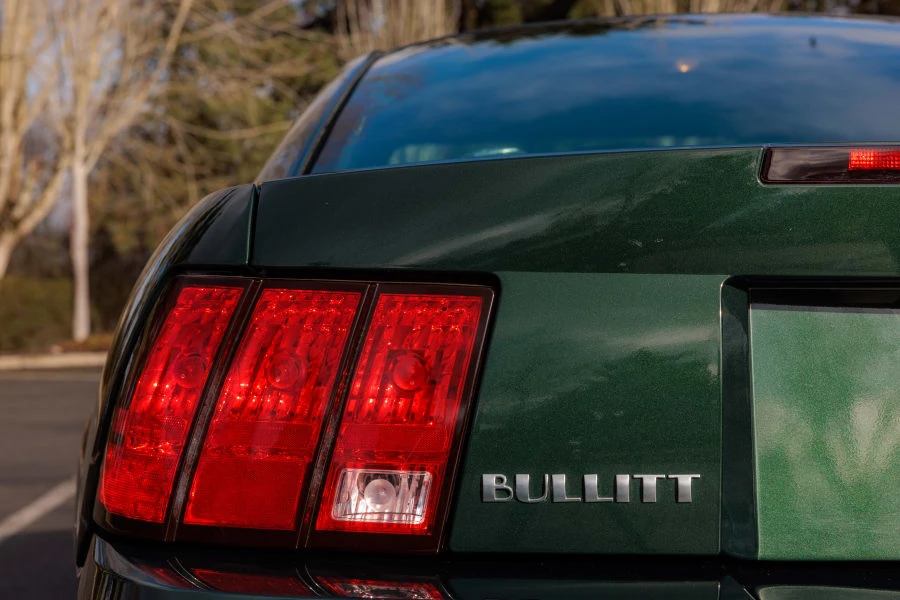 2001 Ford SN95 Mustang - Image 10 of 31