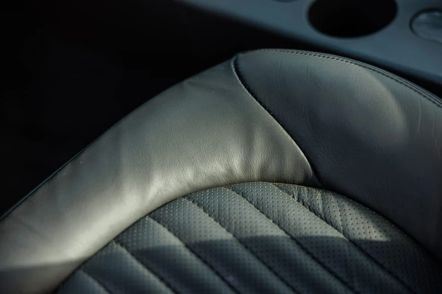 2001 Ford SN95 Mustang - Image 16 of 31