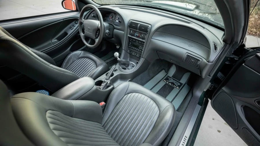2001 Ford SN95 Mustang - Image 5 of 17