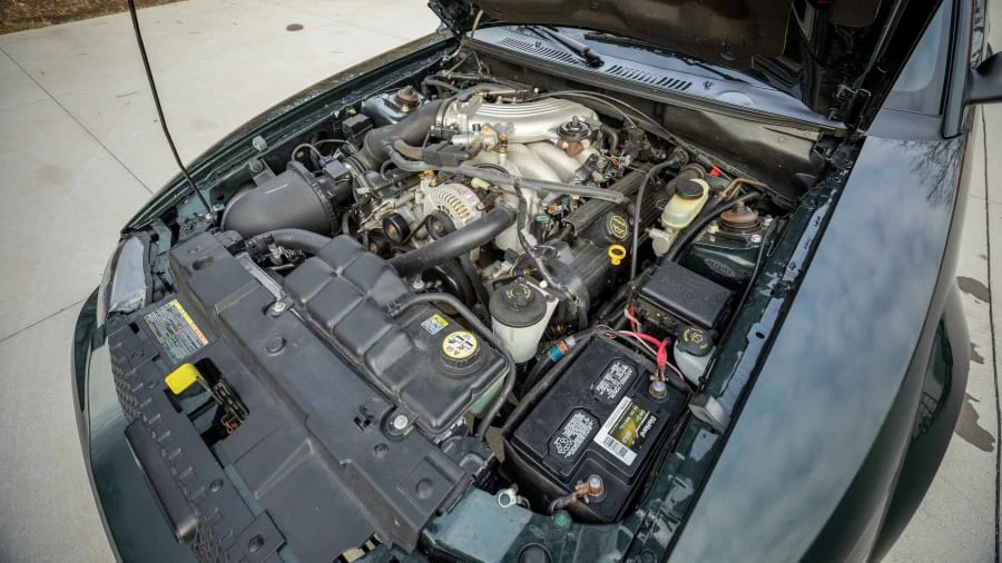 2001 Ford SN95 Mustang - Image 6 of 17
