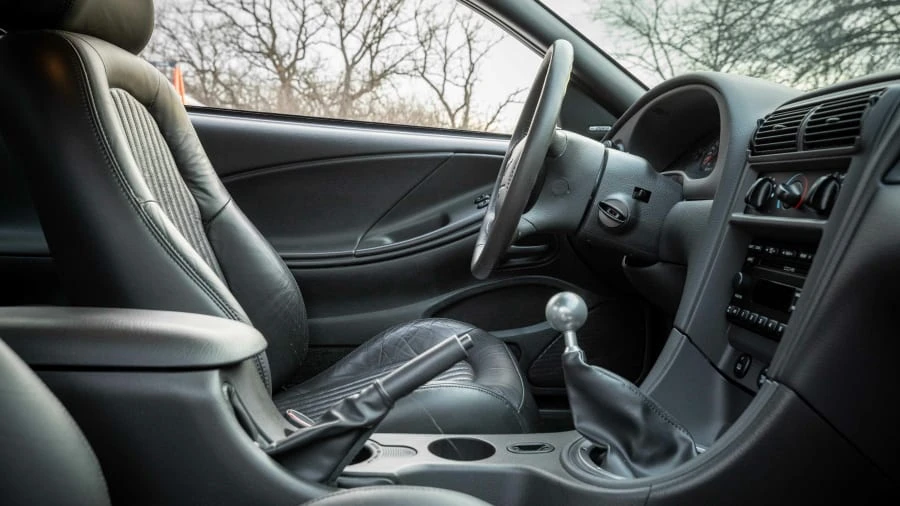 2001 Ford SN95 Mustang - Image 9 of 17