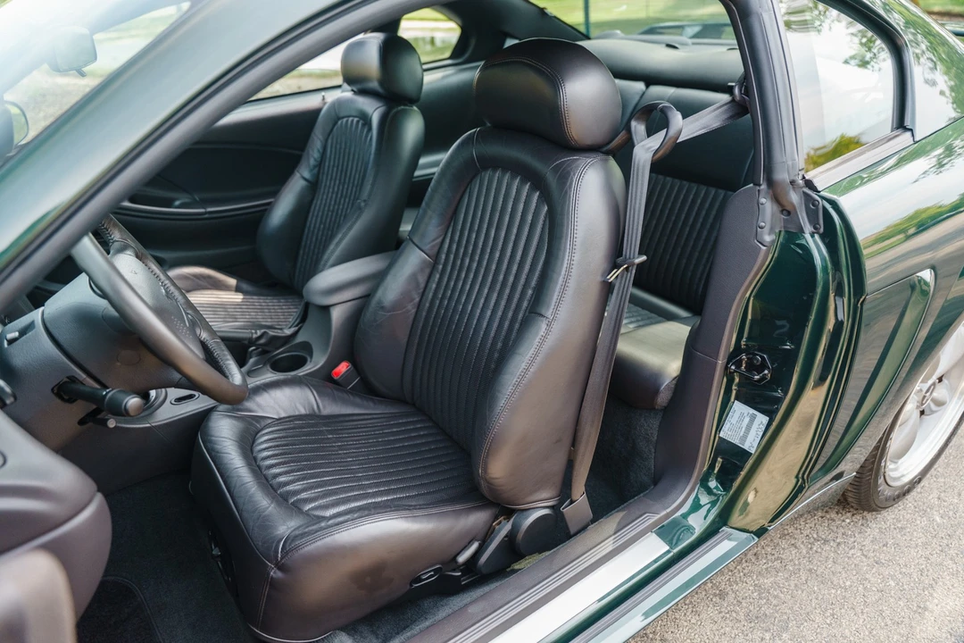 2001 Ford SN95 Mustang - Image 30 of 31