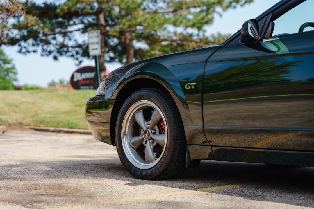 2001 Ford SN95 Mustang - Image 13 of 31