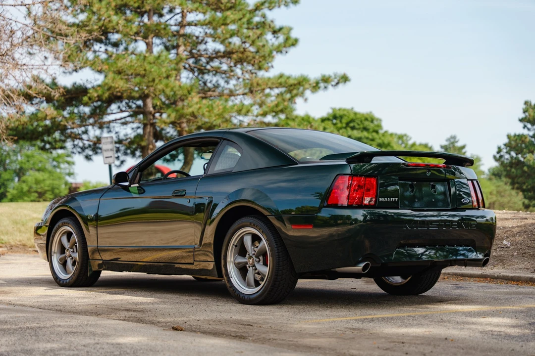 2001 Ford SN95 Mustang - Image 10 of 31
