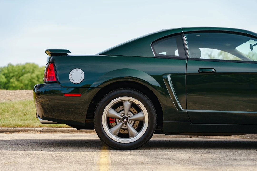 2001 Ford SN95 Mustang - Image 17 of 31