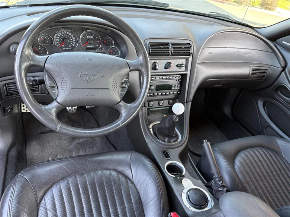 2001 Ford SN95 Mustang - Image 11 of 15