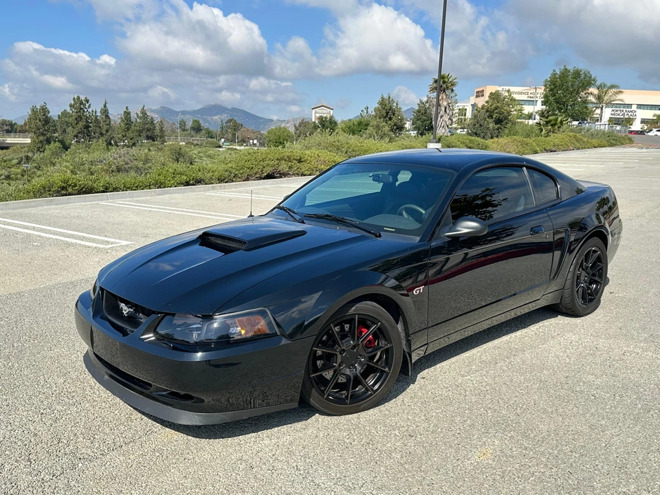 2001 Ford SN95 Mustang - Image 13 of 31