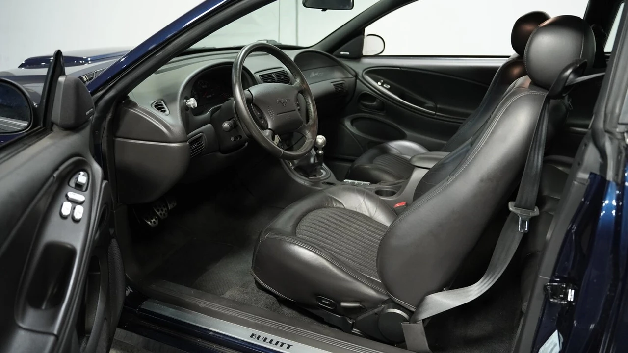 2001 Ford SN95 Mustang - Image 5 of 12