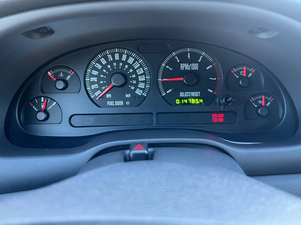 2001 Ford SN95 Mustang - Image 11 of 13