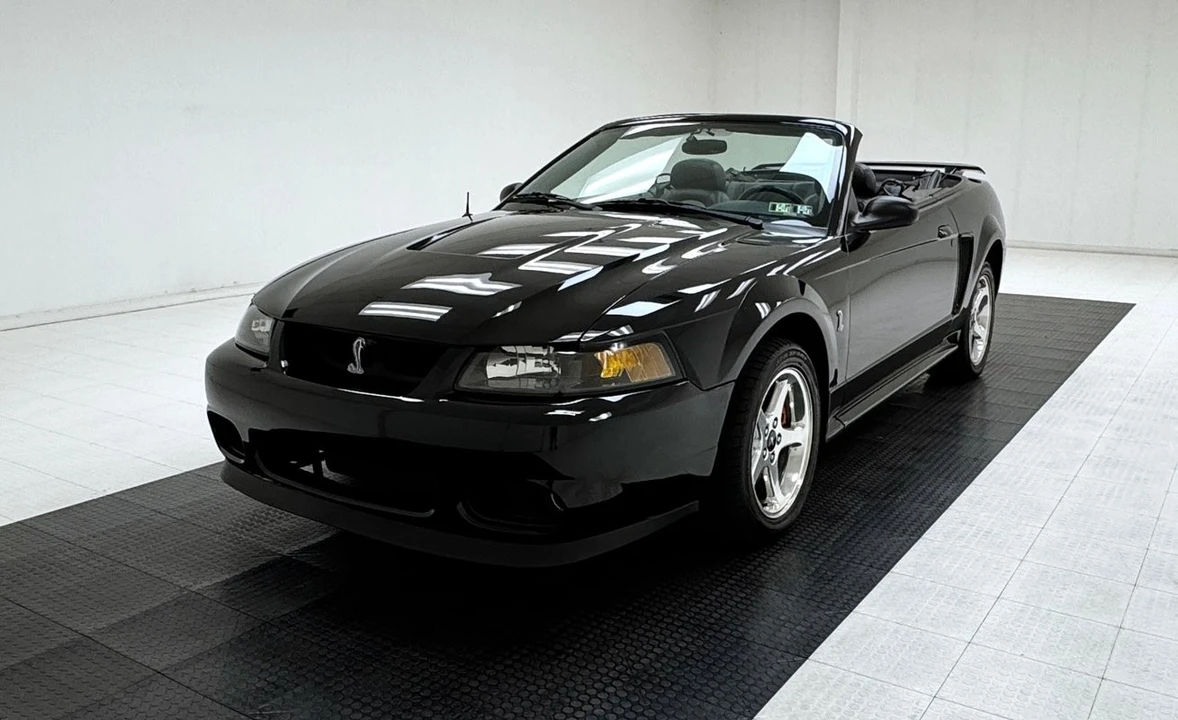 2001 Ford SN95 Mustang Cobra - Image 2 of 31