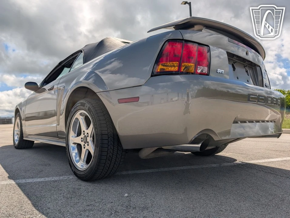 2001 Ford SN95 Mustang Cobra - Image 11 of 12