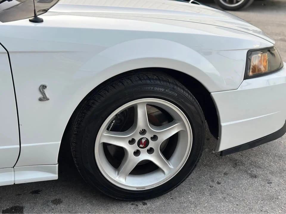 2001 Ford SN95 Mustang Cobra - Image 9 of 17