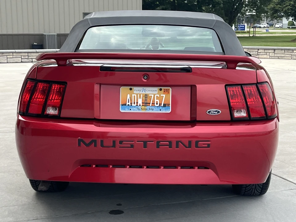 2001 Ford SN95 Mustang - Image 16 of 31