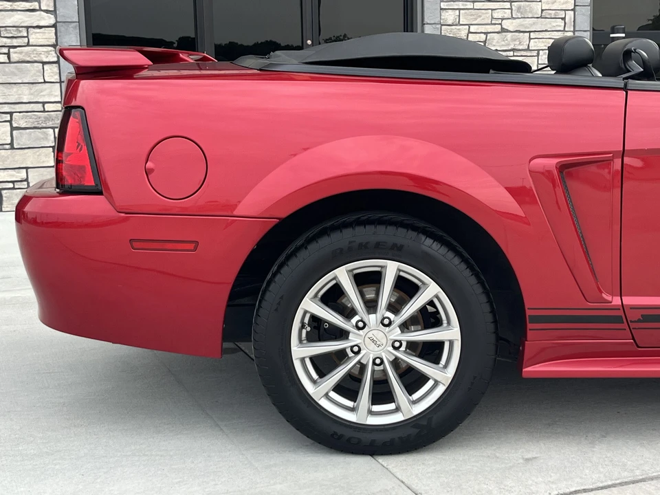 2001 Ford SN95 Mustang - Image 20 of 31