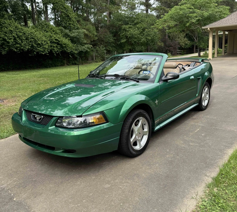 2001 Ford SN95 Mustang - Image 3 of 31