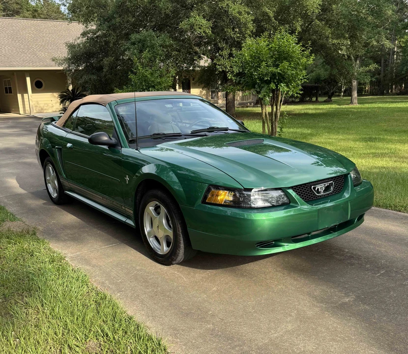2001 Ford SN95 Mustang - Image 9 of 31