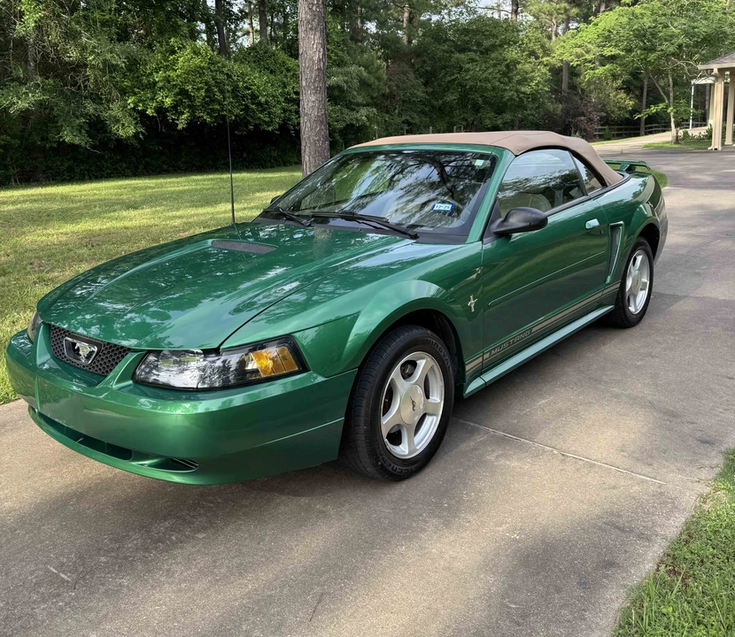 2001 Ford SN95 Mustang - Image 11 of 31
