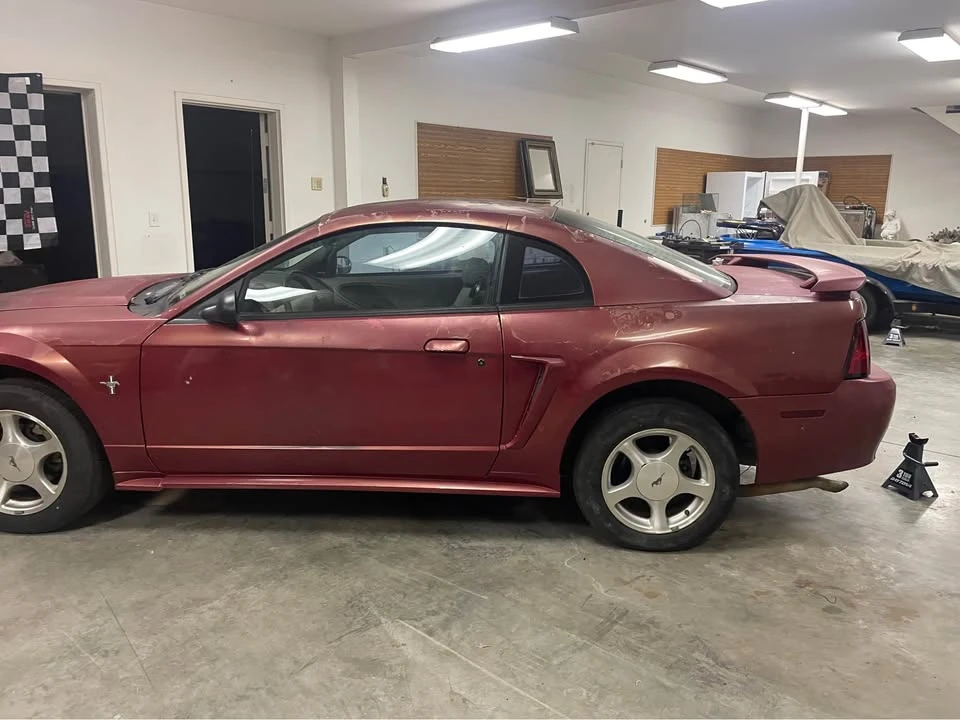 2001 Ford SN95 Mustang - Image 2 of 7