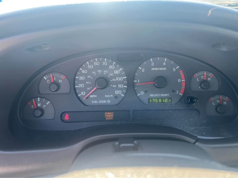 2001 Ford SN95 Mustang - Image 4 of 5