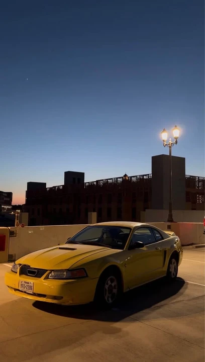 2001 Ford SN95 Mustang - Image 2 of 2