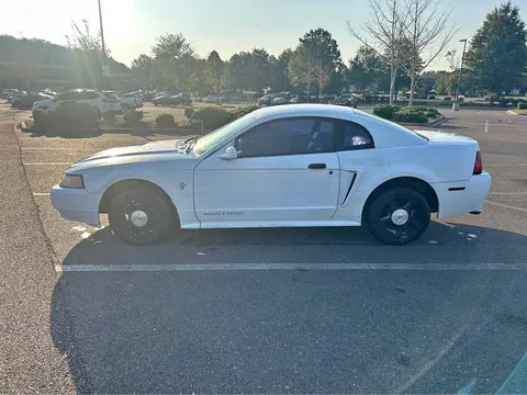 2001 Ford Mustang Coupe 2D