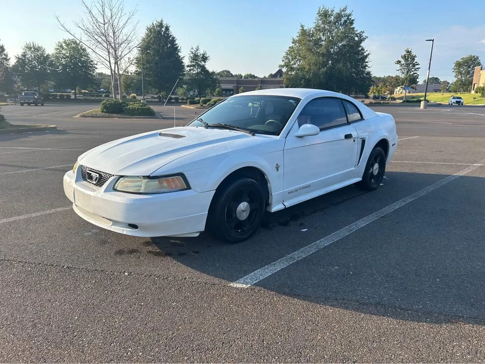 2001 Ford SN95 Mustang - Image 2 of 7