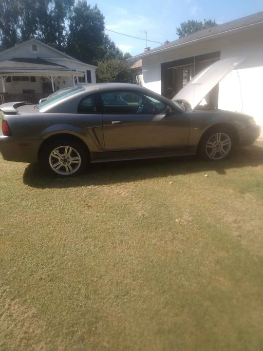 2001 Ford SN95 Mustang - Image 2 of 5