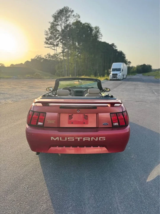 2001 Ford SN95 Mustang - Image 5 of 20