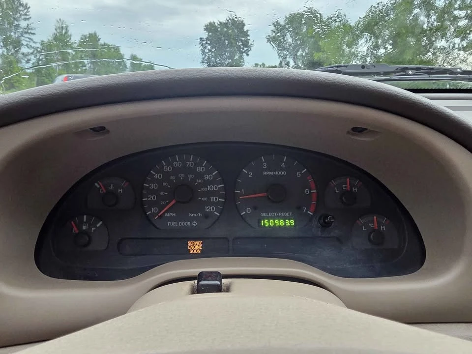 2001 Ford SN95 Mustang - Image 5 of 13