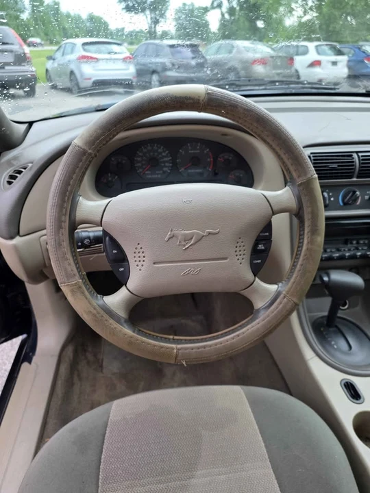 2001 Ford SN95 Mustang - Image 7 of 13