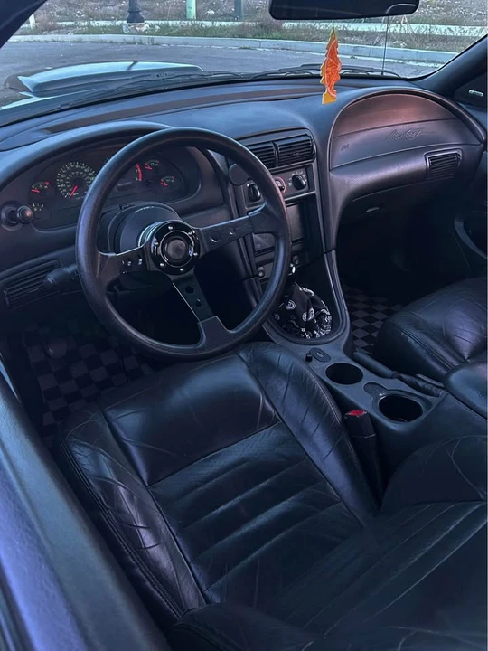 2001 Ford SN95 Mustang - Image 10 of 12