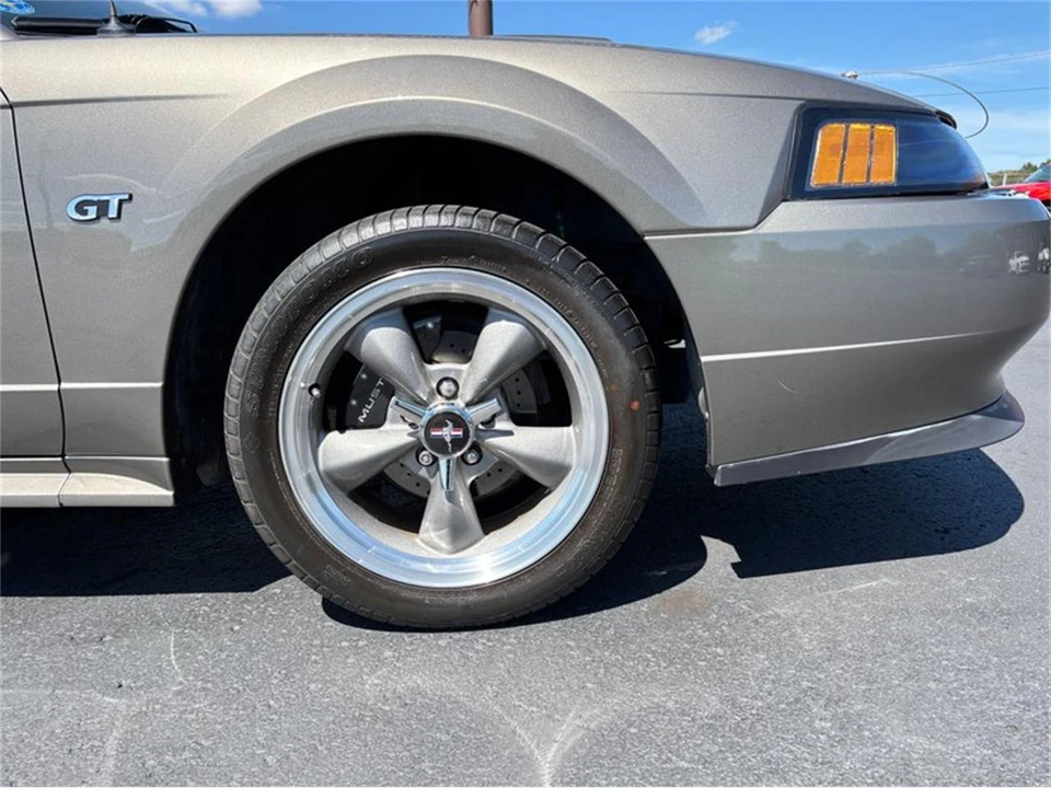 2001 Ford SN95 Mustang - Image 7 of 23