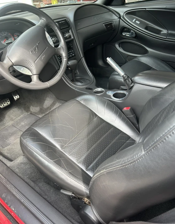 2001 Ford SN95 Mustang - Image 8 of 11