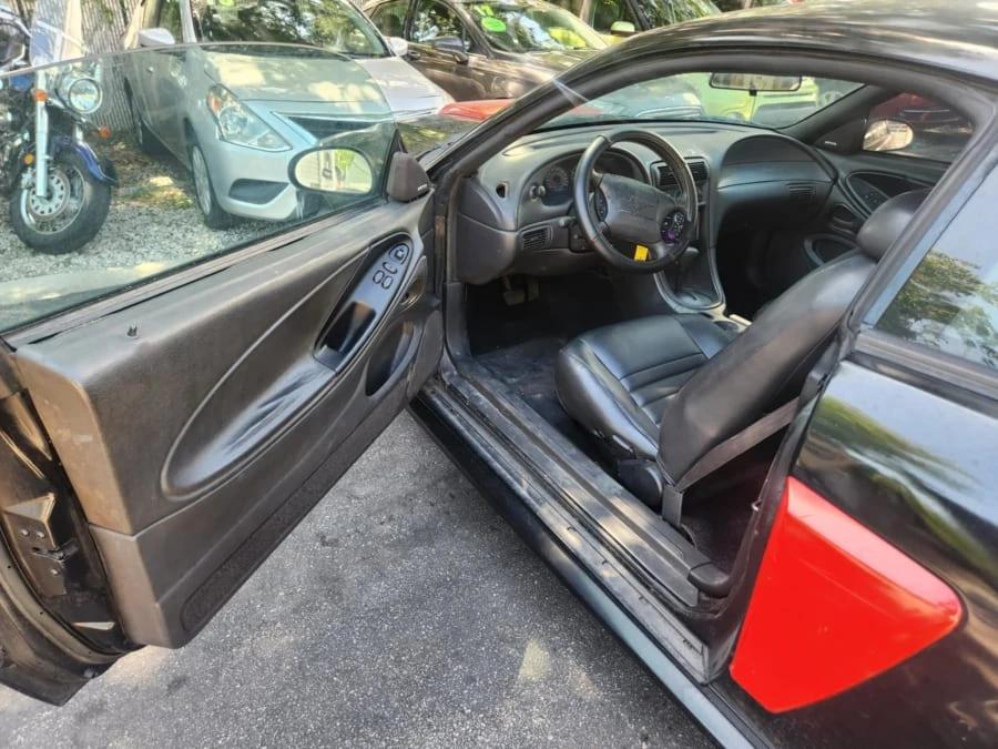 2001 Ford SN95 Mustang - Image 7 of 13