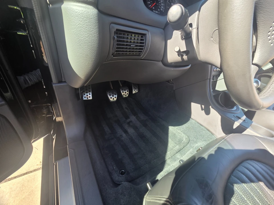 2001 Ford SN95 Mustang - Image 13 of 27