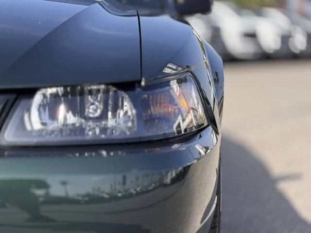 2001 Ford SN95 Mustang - Image 8 of 12