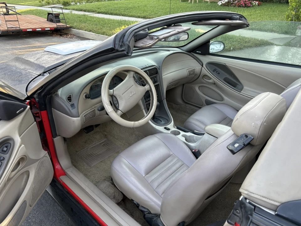 2001 Ford SN95 Mustang - Image 9 of 23
