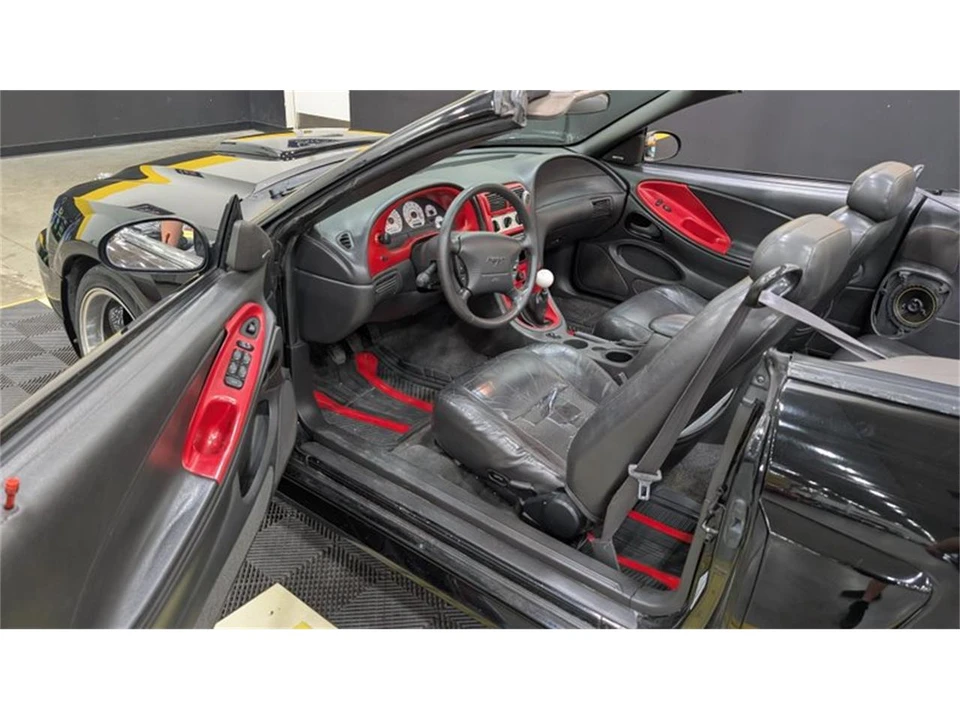 2001 Ford SN95 Mustang - Image 7 of 9