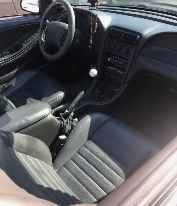2001 Ford SN95 Mustang - Image 8 of 10